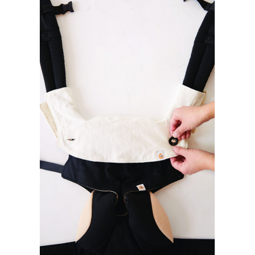 Ergobaby Teething Pad 360 подложки за смучене Slingoteka онлайн