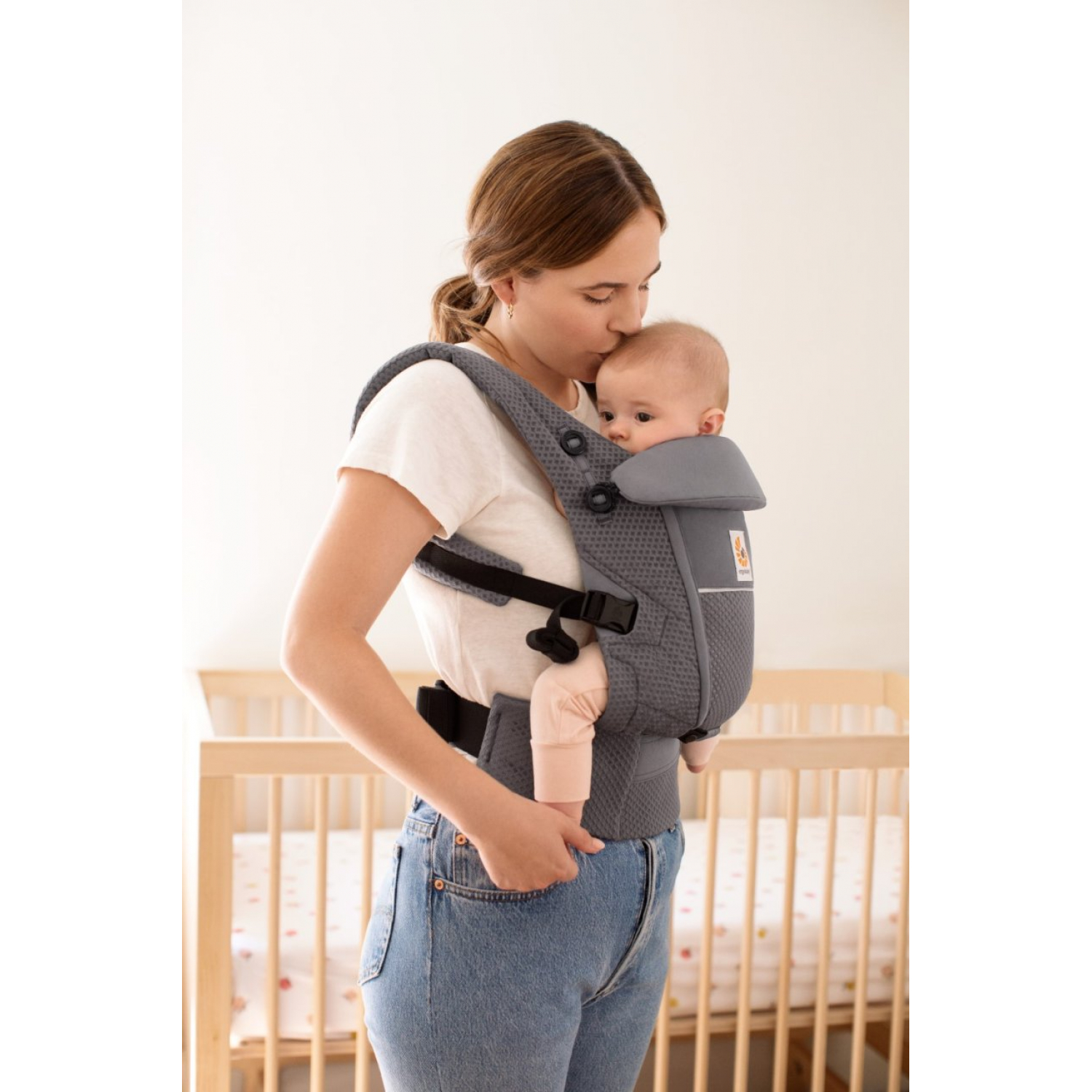 Ergobaby Adapt SoftFlex Mesh Graphite grey Slingoteka онлайн магазин