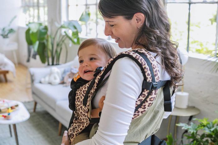 Tula Free To Grow Coast Leopard